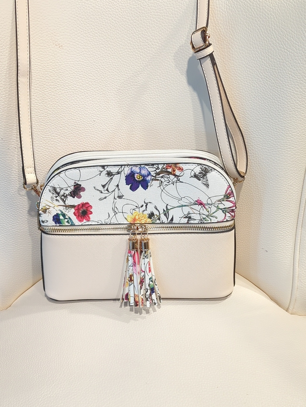 White Floral Accent Crossbody Bag with Tassel Detail